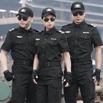保安服怎么根据不同的气候特点来设计？